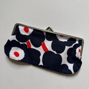 Marimekko Floral Kiss-Lock Clutch in Navy, White & Red